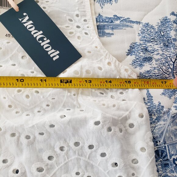 Modcloth Eyelet In The Sun Embroidered Collared White Top - Picture 4 of 8